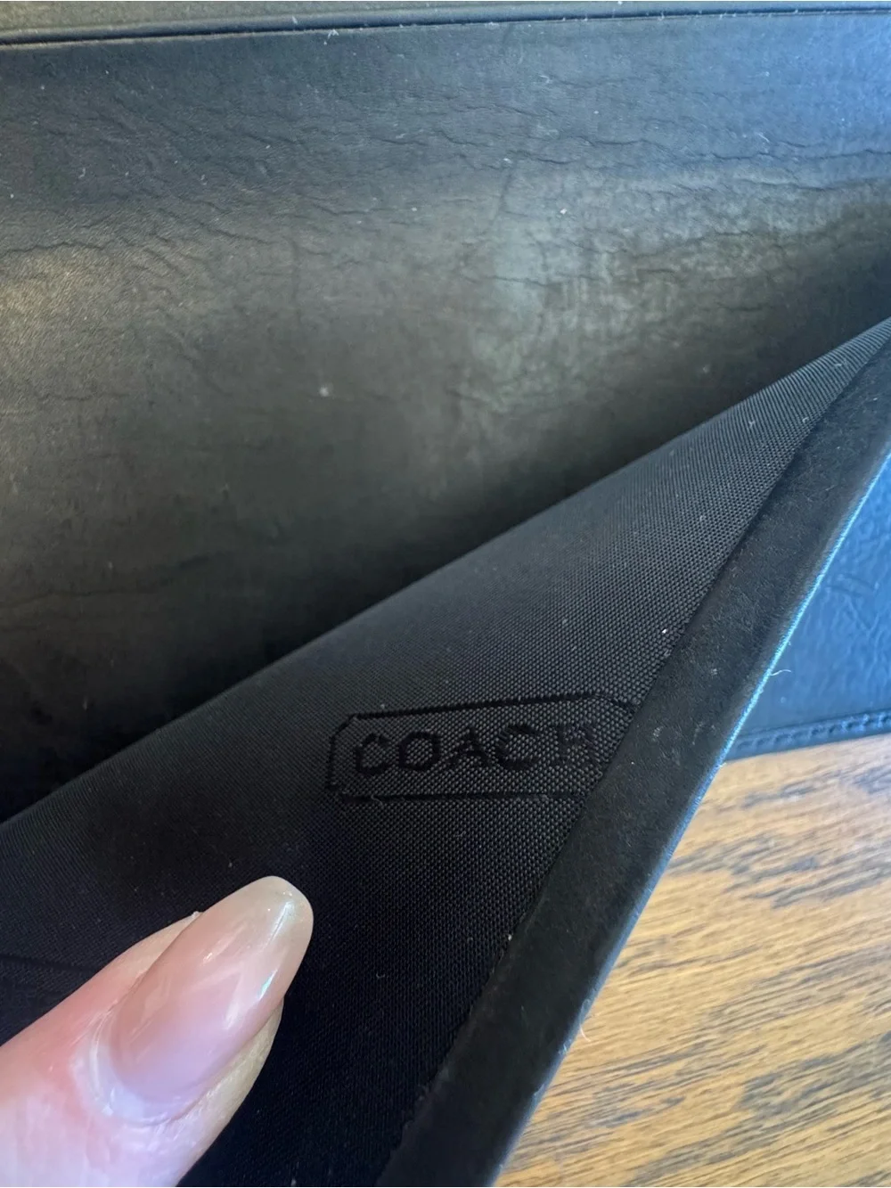 Coach Legacy Black Navy Vintage Trifold Wallet Checkbook Pocket Zip Continental